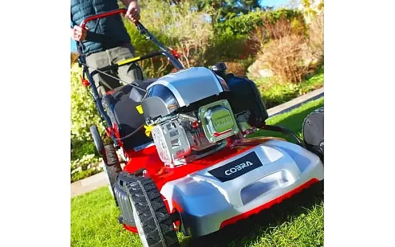 Win a Cobra M51SPCVX Mower worth £382.99