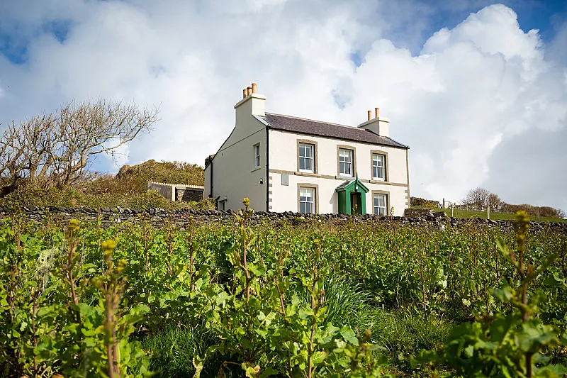 Win a £500 voucher for a holiday cottage/apartment on the Isle of Man