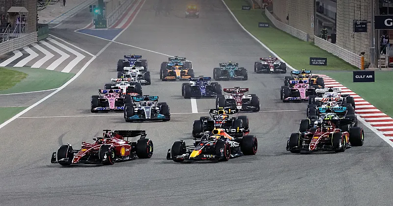 Win a Formula 1 Sports Bottle, Thermal Mug or Tote Bag
