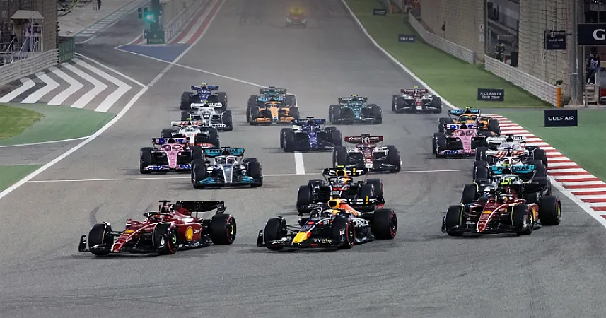 Prize image for Win a Formula 1 Sports Bottle, Thermal Mug or Tote Bag