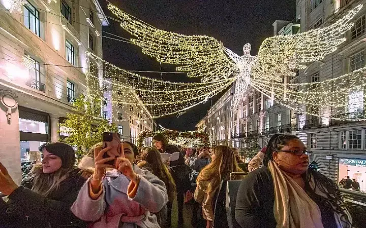 Prize image for Win Tickets for a Magical Christmas Lights Tour in London