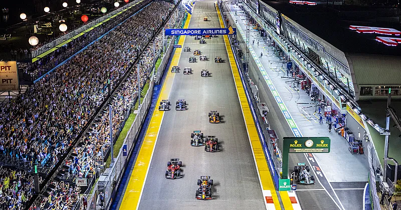 Win a Formula 1 Sports Bottle, Thermal Mug or Tote Bag