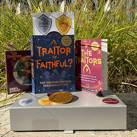 Prize image for Win the ultimate Traitor or Faithful prize box