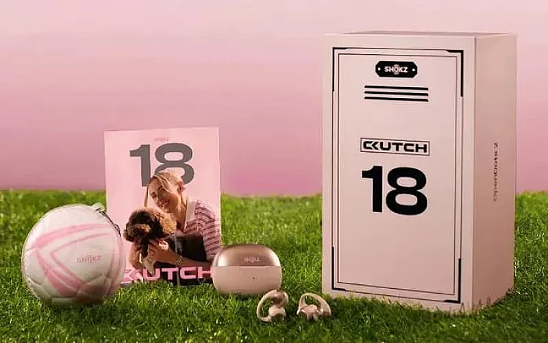 Win a Shokz X Chloe Kelly Limited Edition Clutch Gift Box