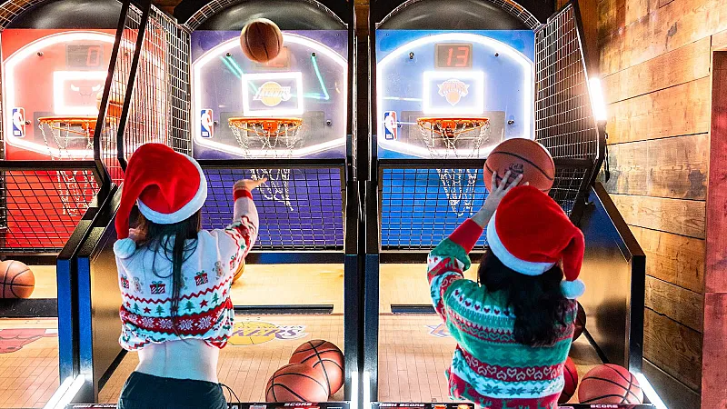 Win a Festive Night Out For Up to 10 People This Christmas at Carousel