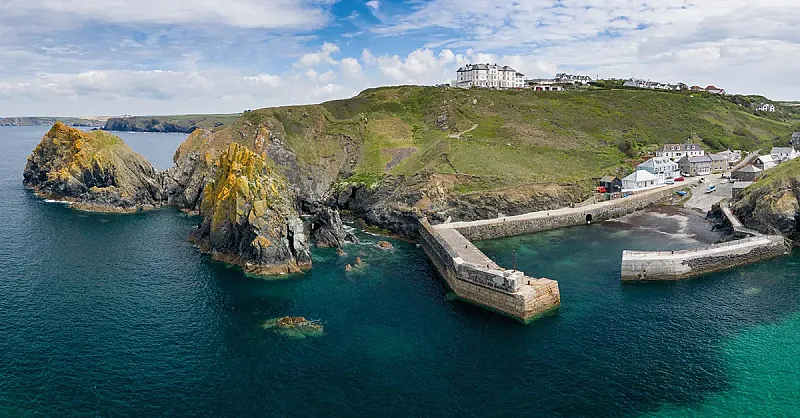 Win a Luxury Spa Break in Cornwall