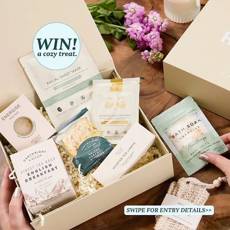 Win a Head to Toe Spa Gift Box!