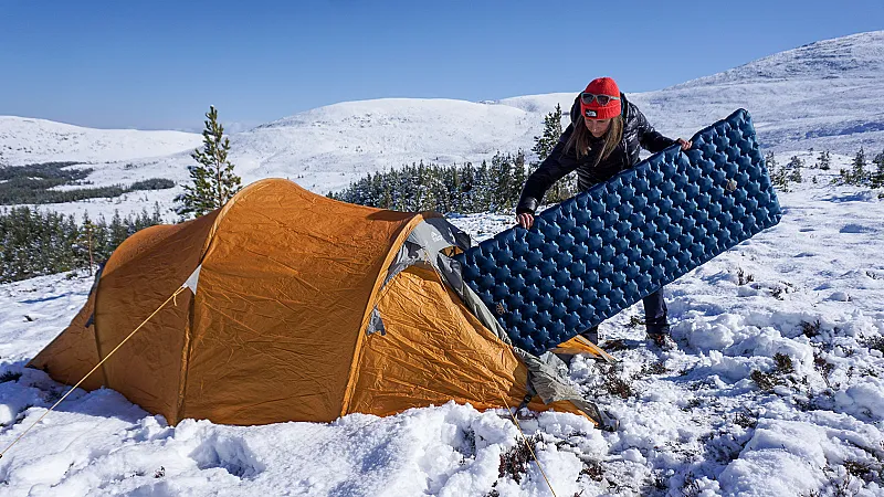 Prize image for Win Highlander Nap-Pak R11 Arctic sleeping mat & Wee Banshee V2 air pump
