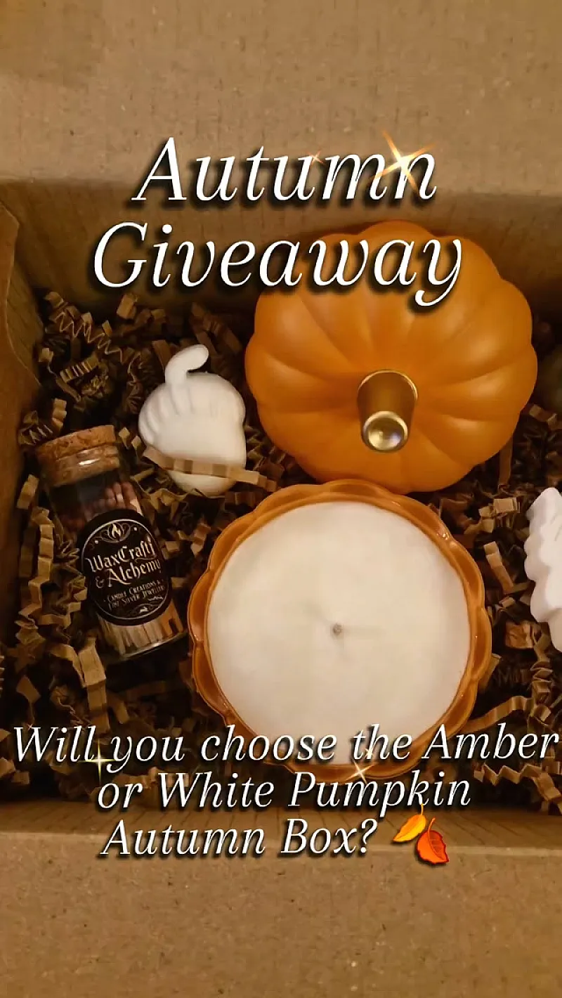 Win a Cosy Botanical Autumn Gift Box