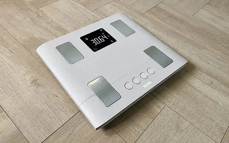 Win a TANITA BC-333LE Smart Family Scale
