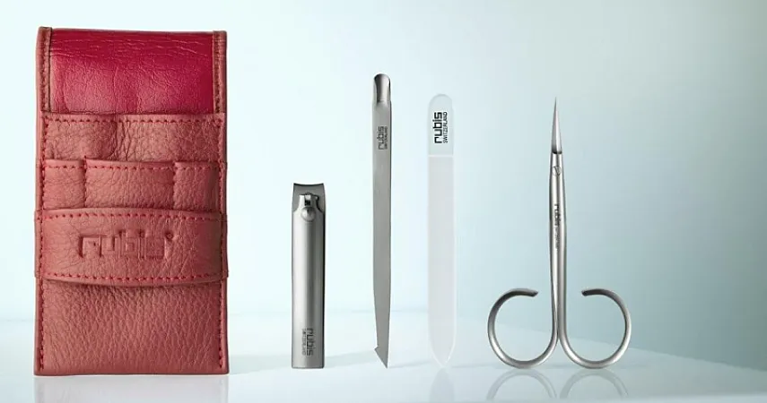 Win a Rubis Lady's Red Manicure Set