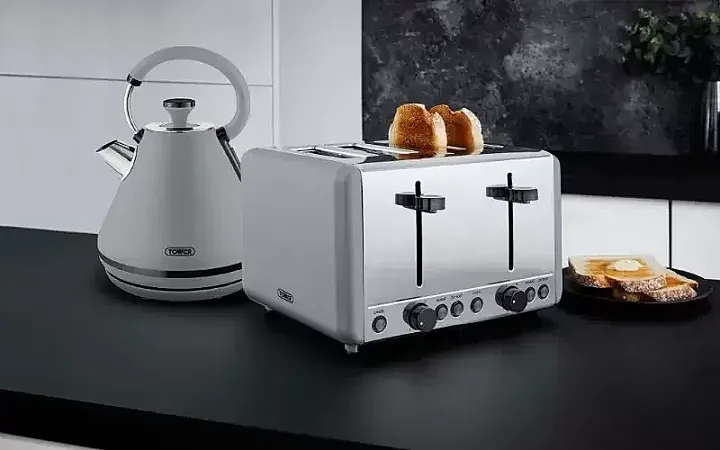 Win 1 of 3 'Sera' Kettle & Toaster Bundles from Tower