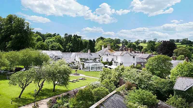 Win a one night stay at Summer Lodge Country Hotel
