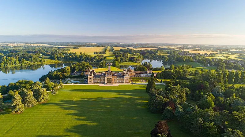 Win a £1,972 3-Night Stay at Blenheim Palace Lodge Retreat