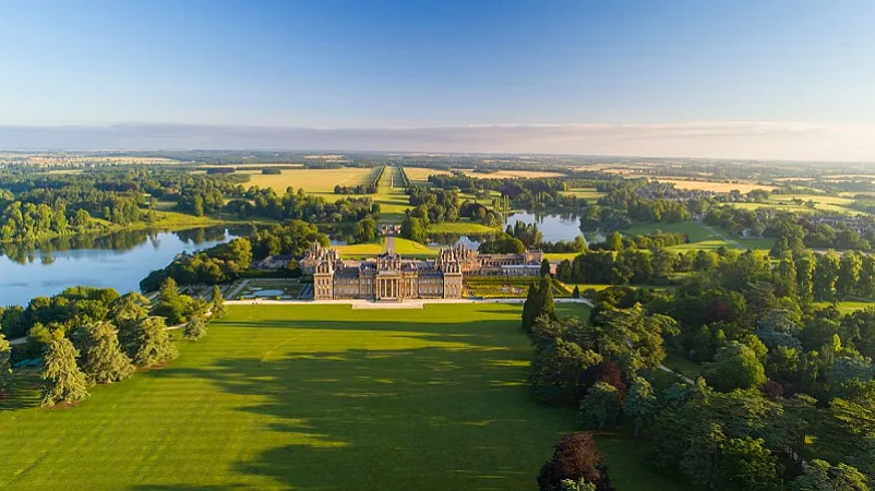 Win a £1,972 3-Night Stay at Blenheim Palace Lodge Retreat
