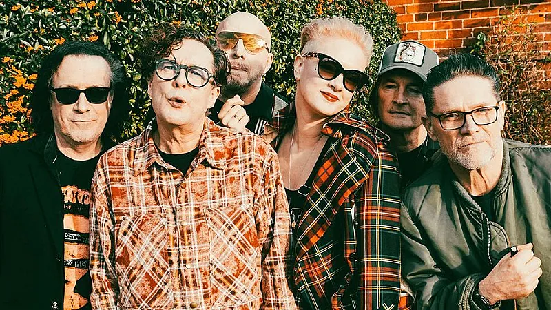 Win your way to see The Wonder Stuff and Inspiral Carpets