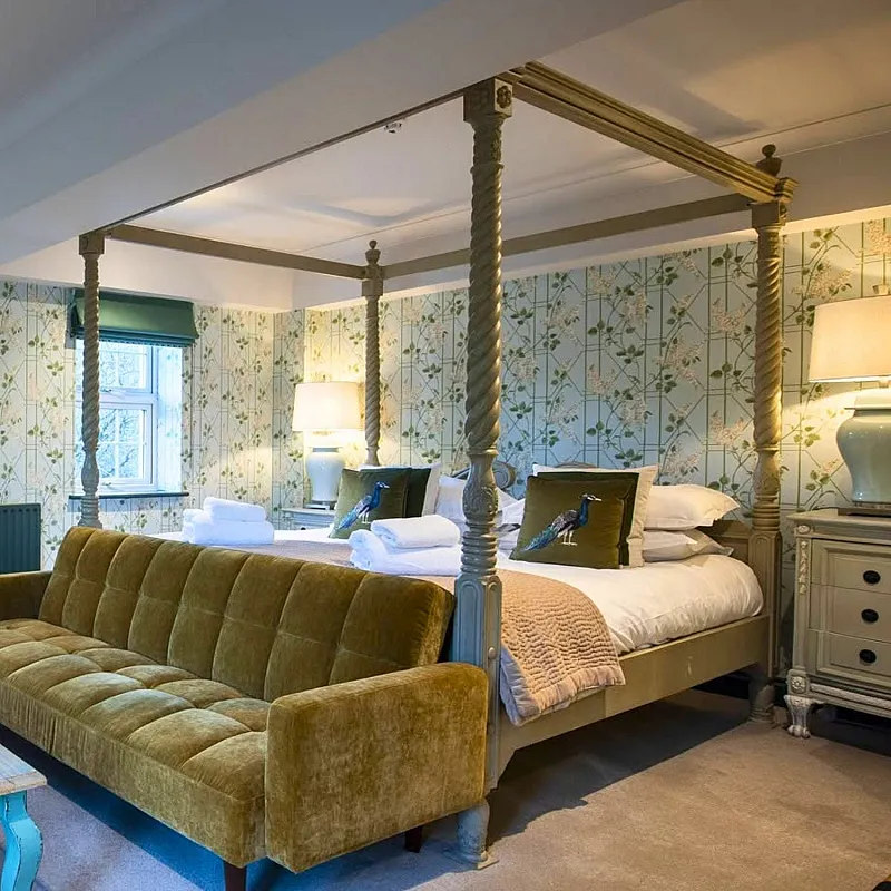 Win a £400 Hampshire stay at Moorhill House Hotel