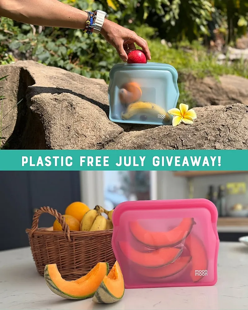 Win 2 sets of moonmoon food bags in blue & pink