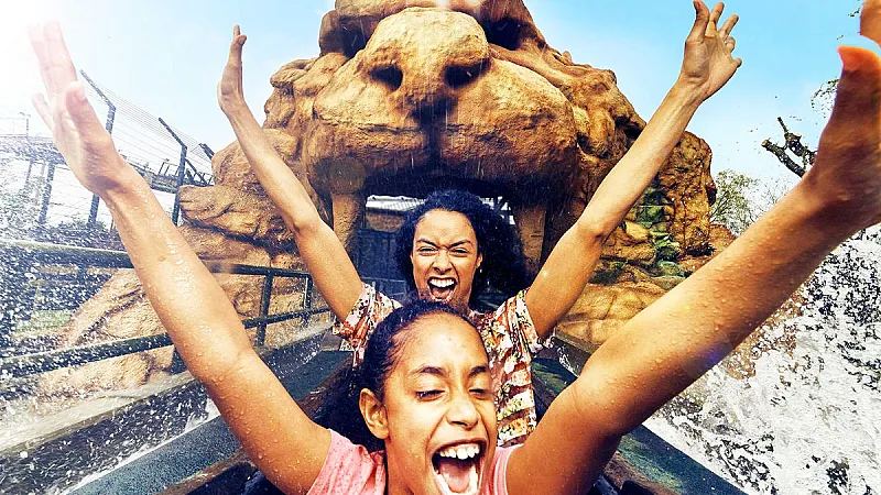 Win a 1-night family hotel stay and 2-day entry to Chessington Theme Park & Zoo