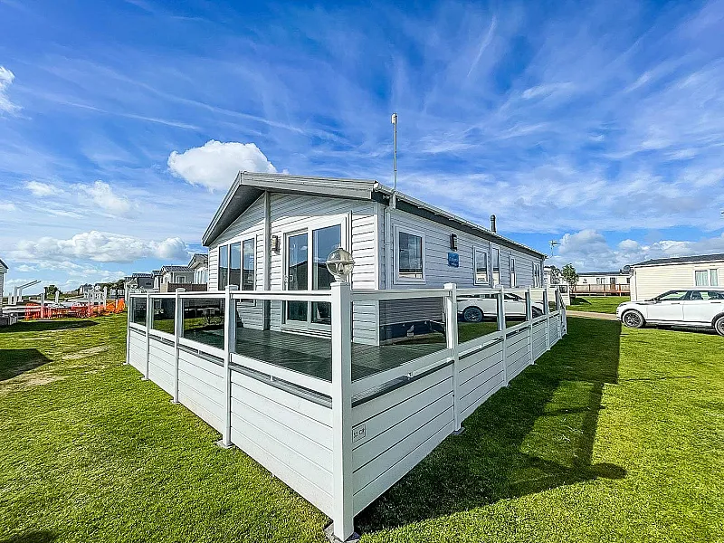 Win a 3 or 4 Night Stay at the Stunning Lodge @Parkfield, Suffolk