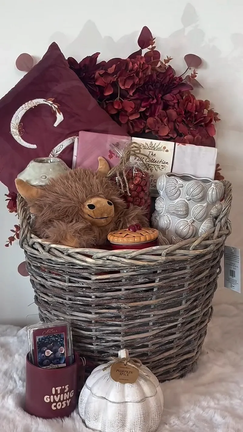 Win an Autumn Decor Bundle!