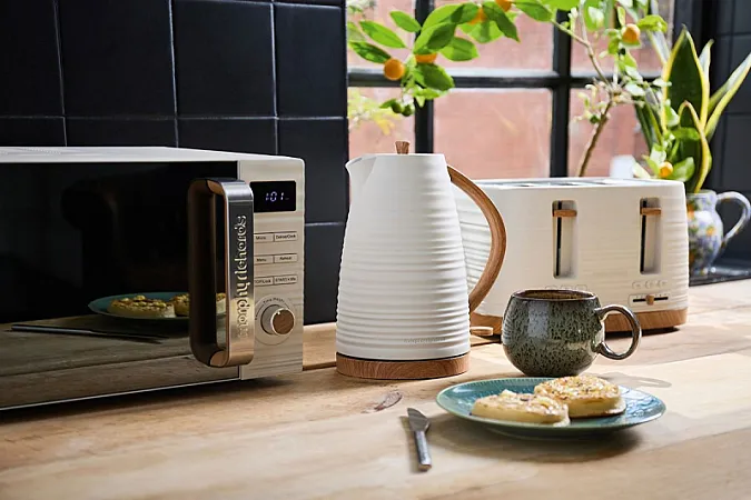 Win a Clay Collection set from Morphy Richards