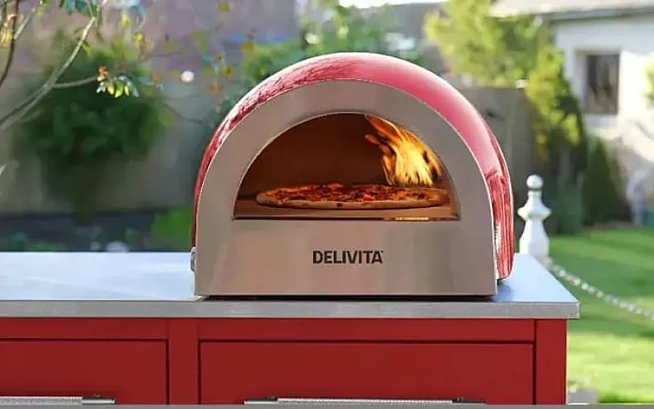 Win a DELIVITA Flow Dual Fuel Oven worth £699