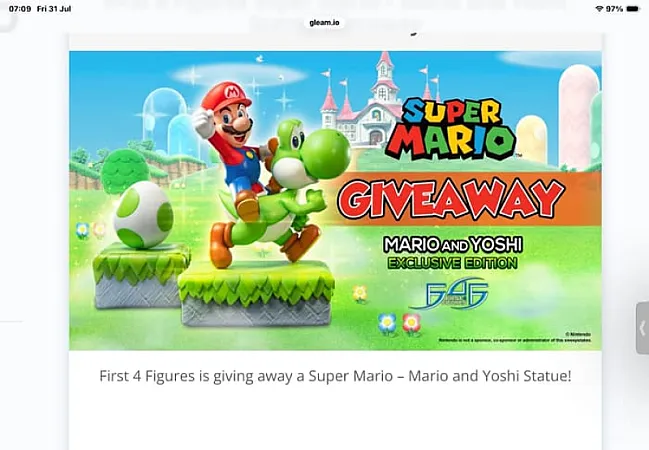 Win Super Mario – Mario and Yoshi Statue