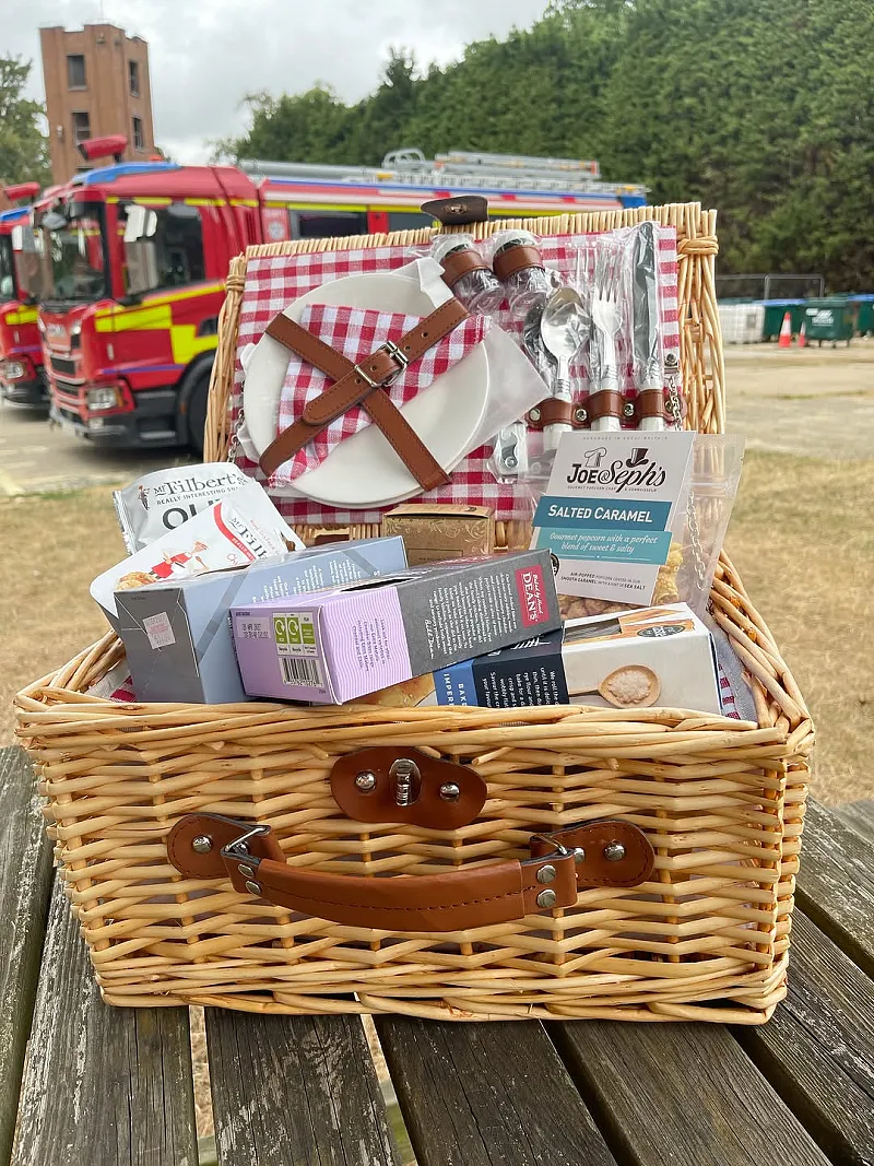 Win Luxury Hamper!