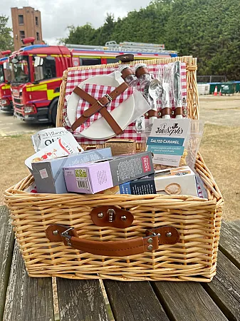 Win Luxury Hamper!