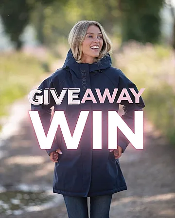 Prize image for Win a Women's Parka Lite Jacket