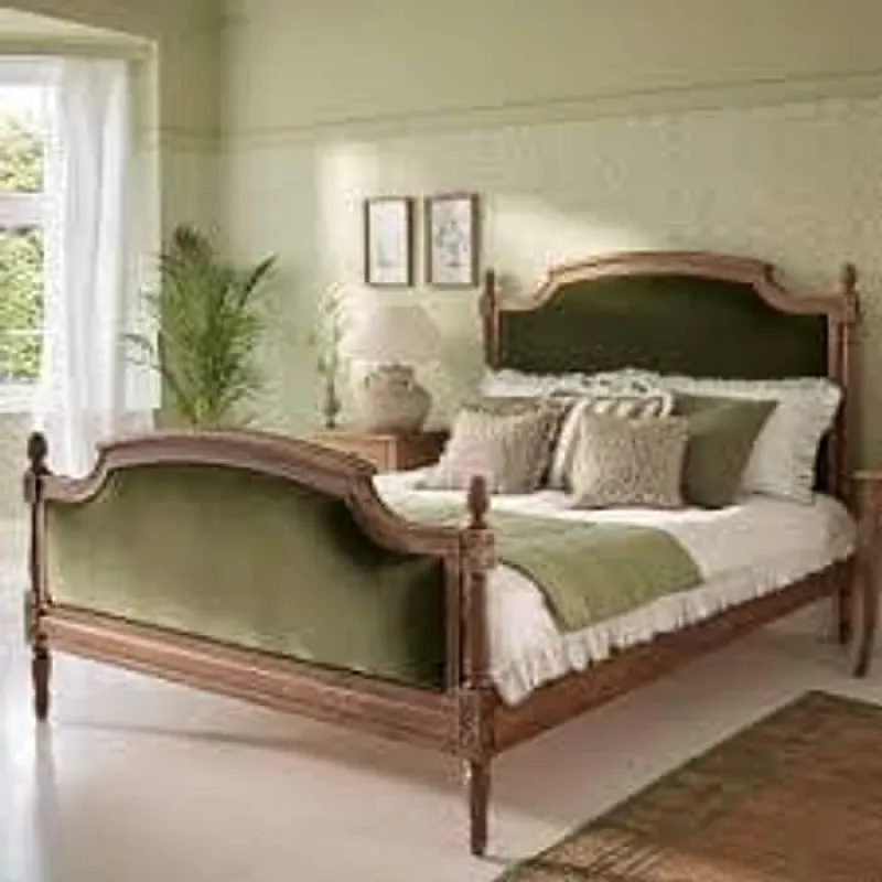 Win £400 to Spende with French Bedroom & Their Nibs