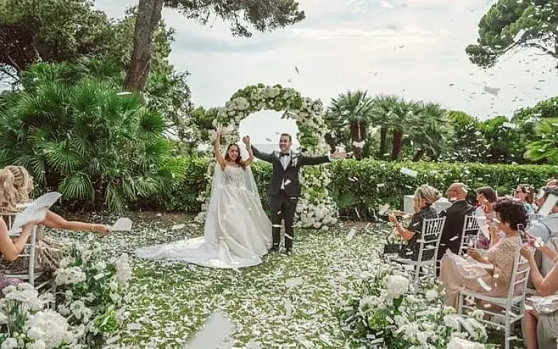 Win £500 of Beautiful Wedding Flowers in London or Italy