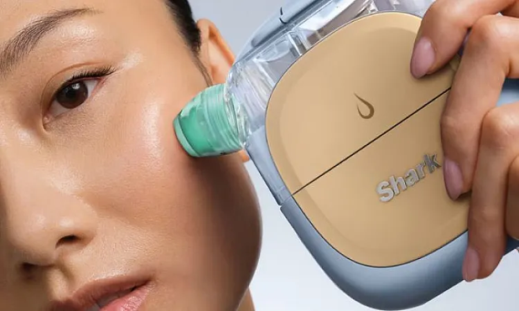Prize image for Win a Shark FacialPro Glow & DePuffi At-Home Hydrating Facial System