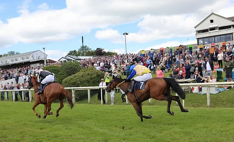 Win a Hospitality Break at Hexham Racecourse