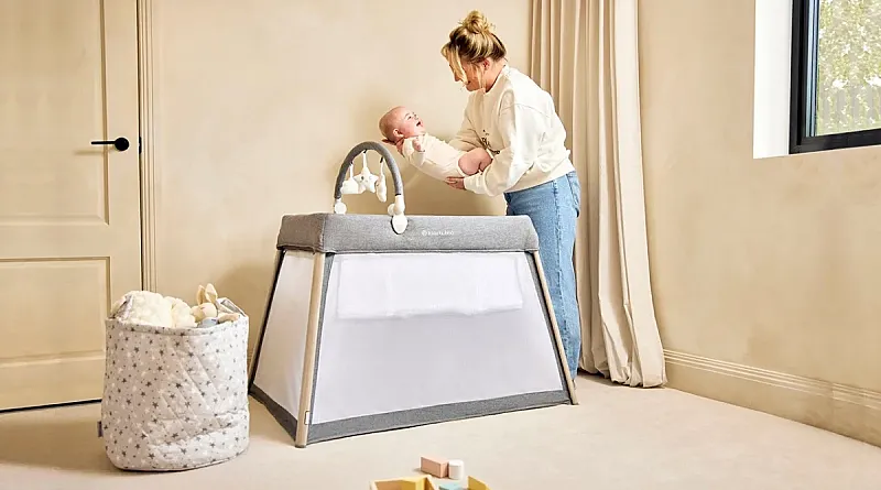 Win Ickle Bubba Scout 3-in-1 Travel Crib, Cot & Playpen