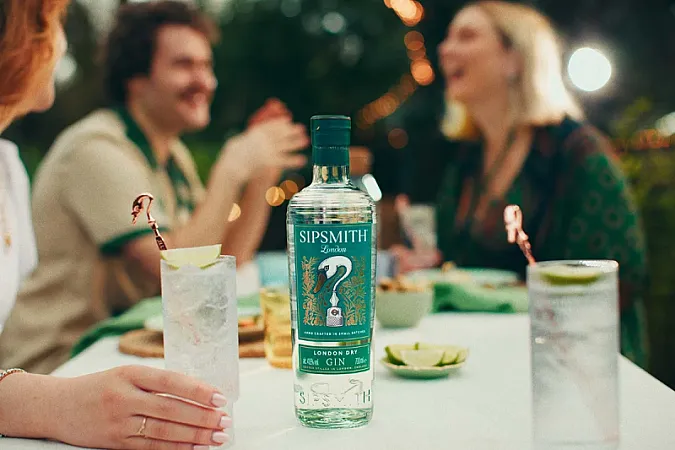 Win a Sipsmith Gin & Ivy's Reserve Hamper