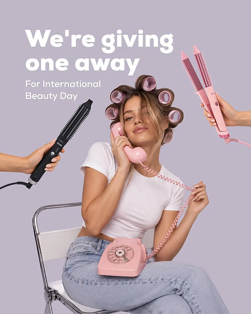Win a Clara Hair - Dual Slim Hot Brush