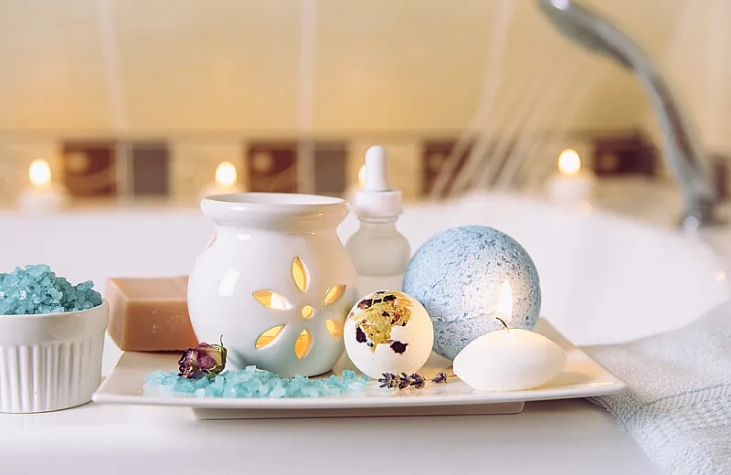 Win a Lush Every Cloud Set